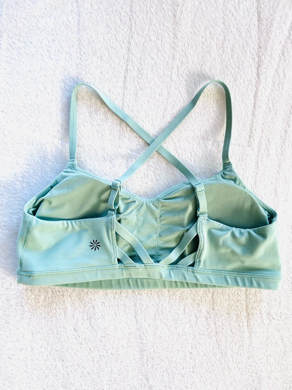 Athleta Elation Padded Sports Bra A-C, Adjustable Straps, Mint Green, Size S - Picture 3 of 6